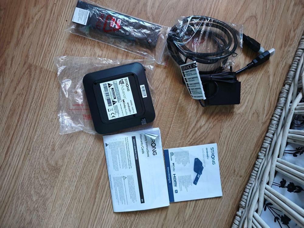 Boitier strong Android tv uhd box leaps s 1 Photos/Video/TV