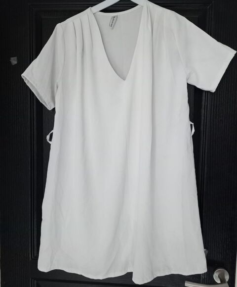 Robe
4 La Garde (83)