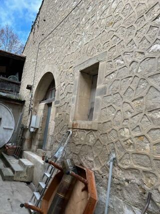  Remise / Grange � vendre 5 pi�ces 200 m�