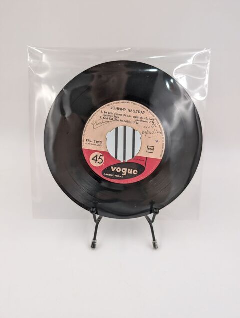 Vinyle 45 tours Johnny Hallyday : (Le P'tit Clown de ton...) 4 Vulbens (74)
