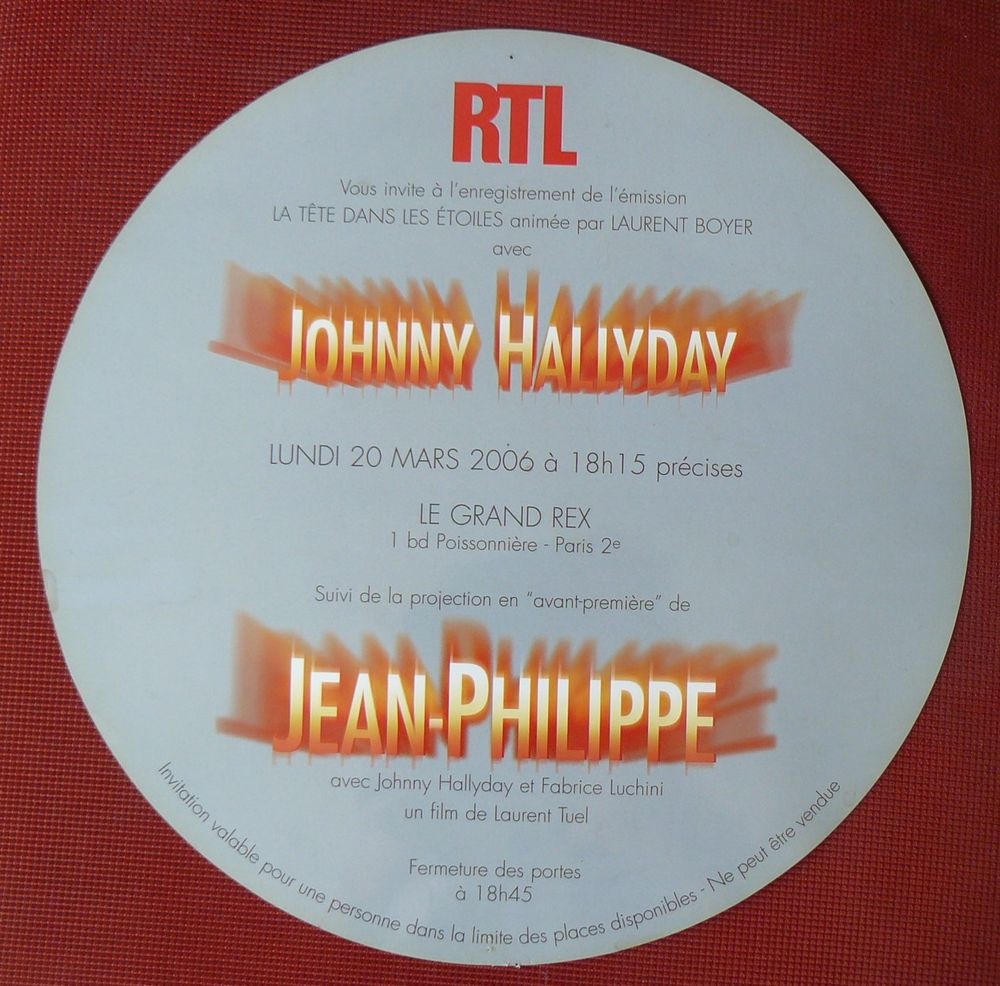 Johnny HALLYDAY : Plan m&eacute;dia RTL "La t&ecirc;te dans les &eacute;toiles" CD et vinyles