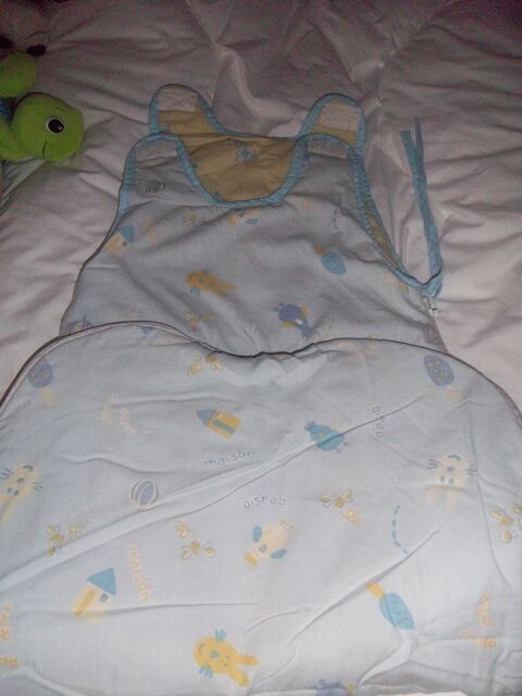 gigoteuse + tour de lit 11 Bossay-sur-Claise (37)