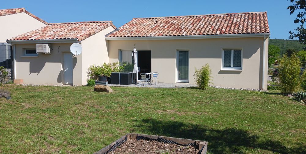Vente Maison Maison de plein-pied - Chomérac - DPE A - Terrain 620 m2 Chomérac