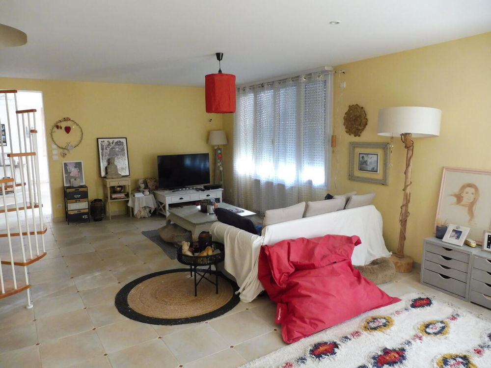 Vente Maison Maison F6 Saint-médard-de-guizières