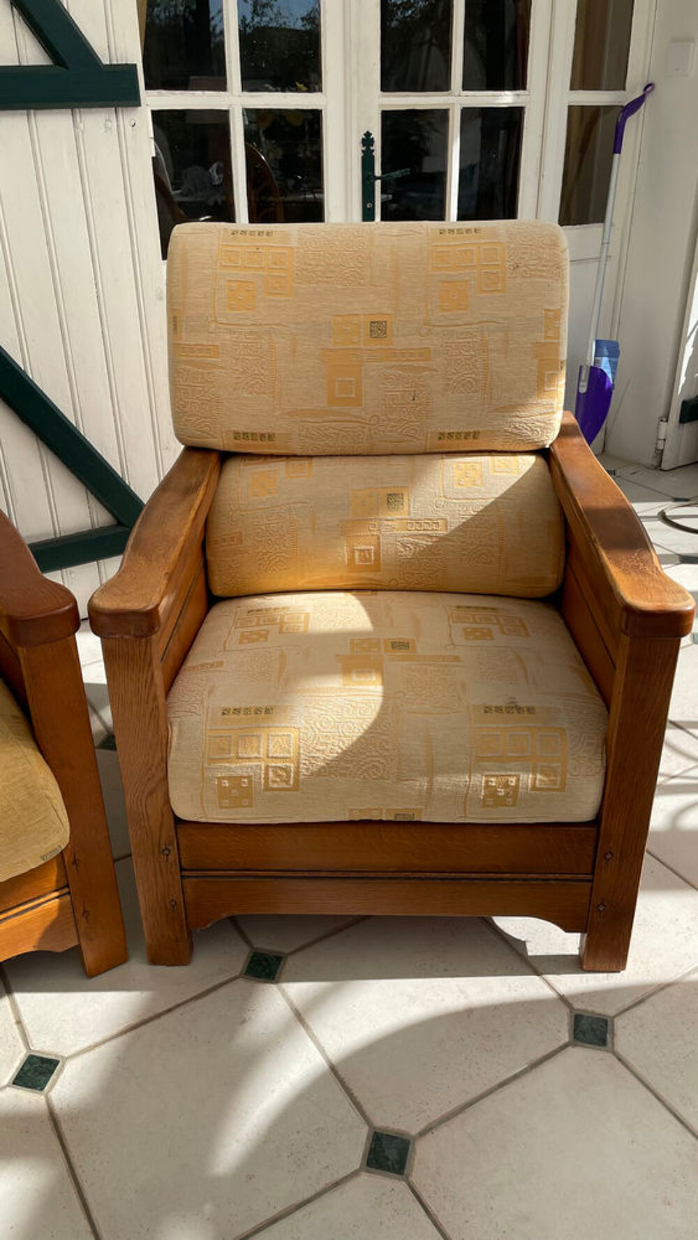 Salon complet, canap&eacute; 3 places et 2 fauteuil 1 place Meubles