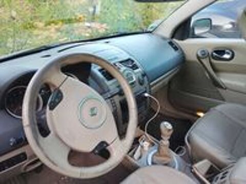 M&eacute;gane Cabriolet 1.6i 16V Privil&egrave;ge A 2006 occasion 10150 Feuges