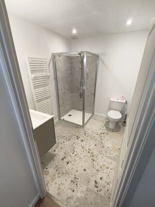  Appartement à louer 2 pièces 40 m²