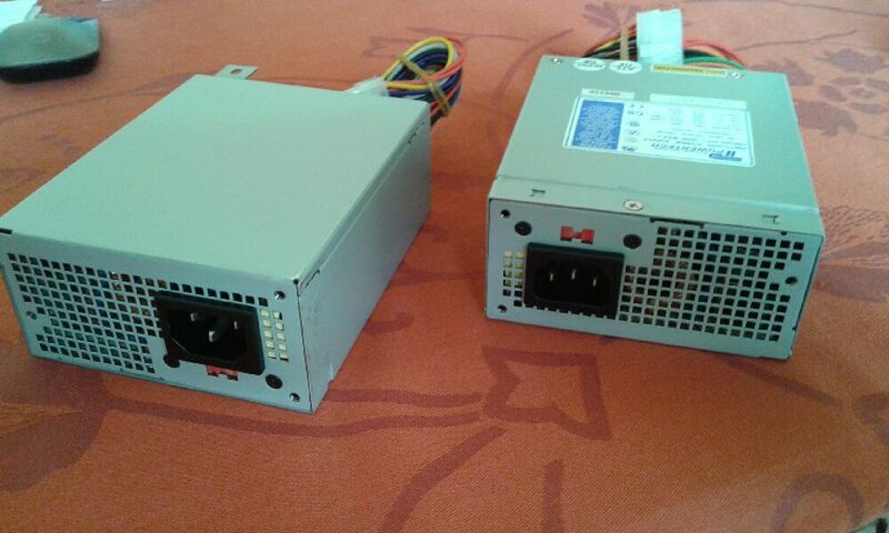 2 alimentition powertech 20 € Matériel informatique