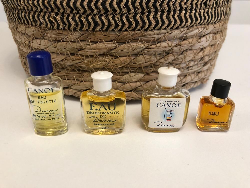 Lot de 4 miniatures de parfum Dana 
