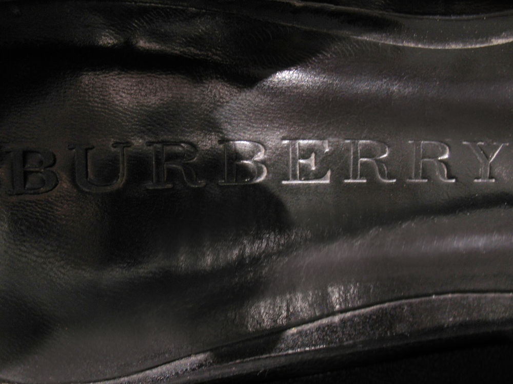 Ballerines Burberry Authentiques Taille 38
Chaussures