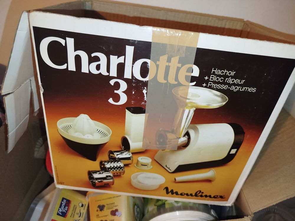 Robot Marie et tisanes lot de 11 bo&icirc;tes neuves Cuisine