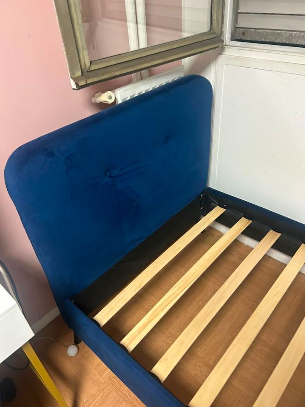 2 lits 100&times;200 (sans les matelas) Meubles