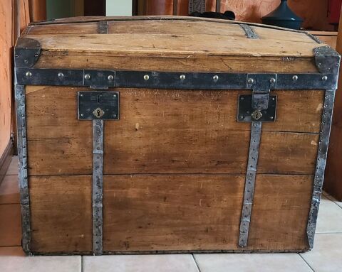 Malle de voyage ancienne 50 Laon (02)