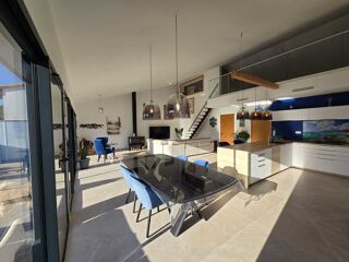  Maison � vendre 5 pi�ces 181 m�