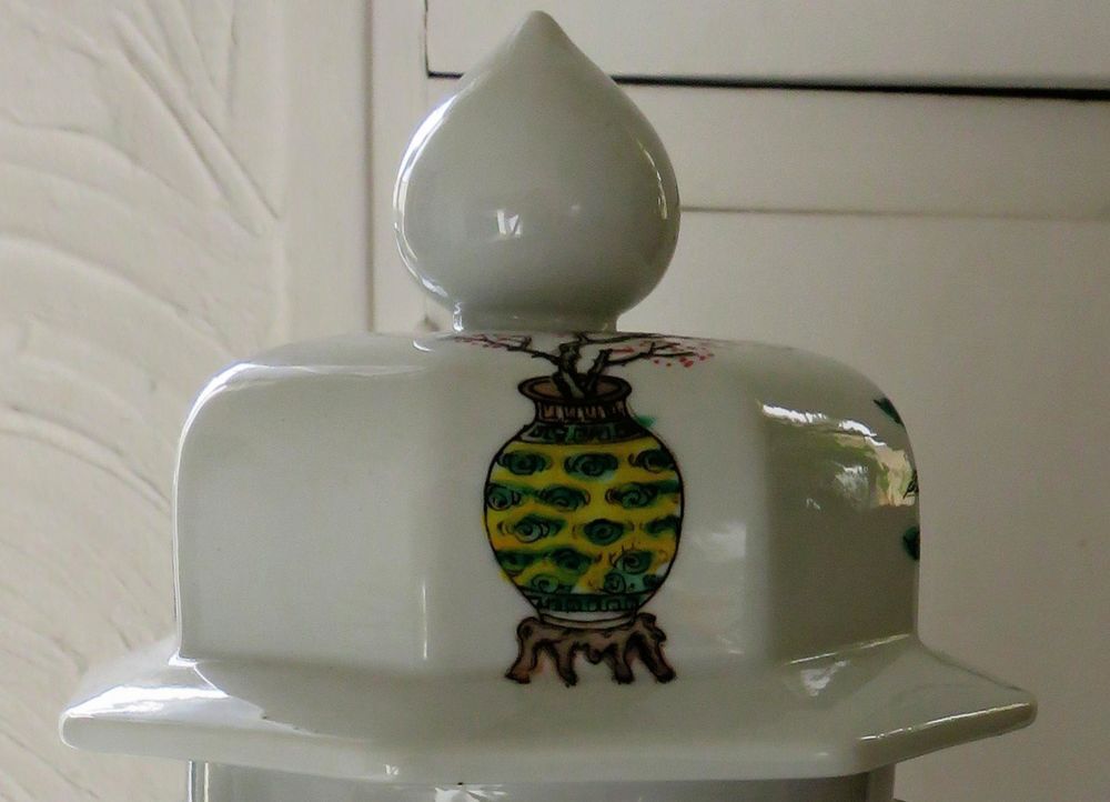 Vase porcelaine Chine- XXe si&egrave;cle Décoration