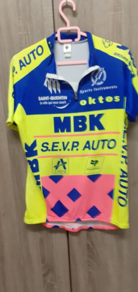 maillo de ciclysme 30 Saint-Quentin (02)