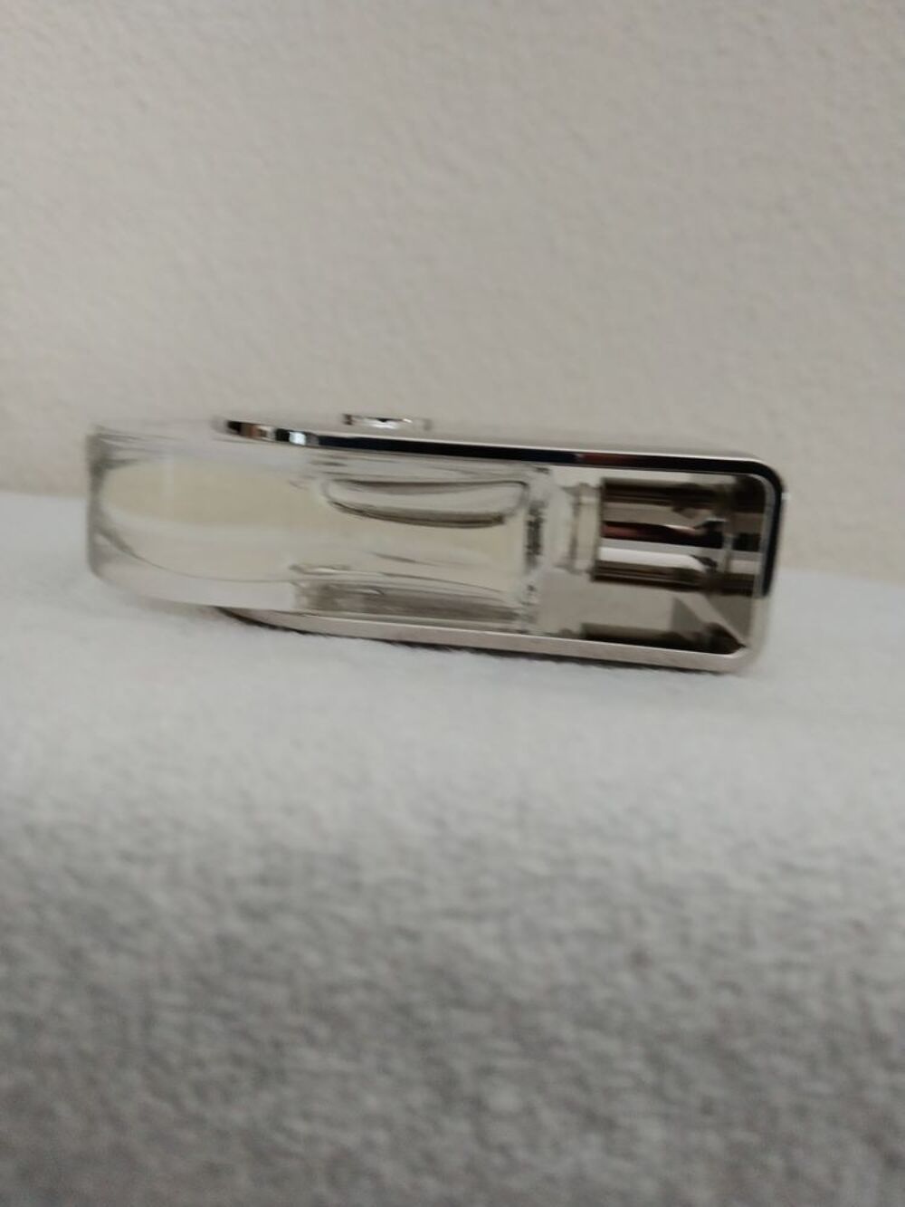 Miniature parfum Voyage 