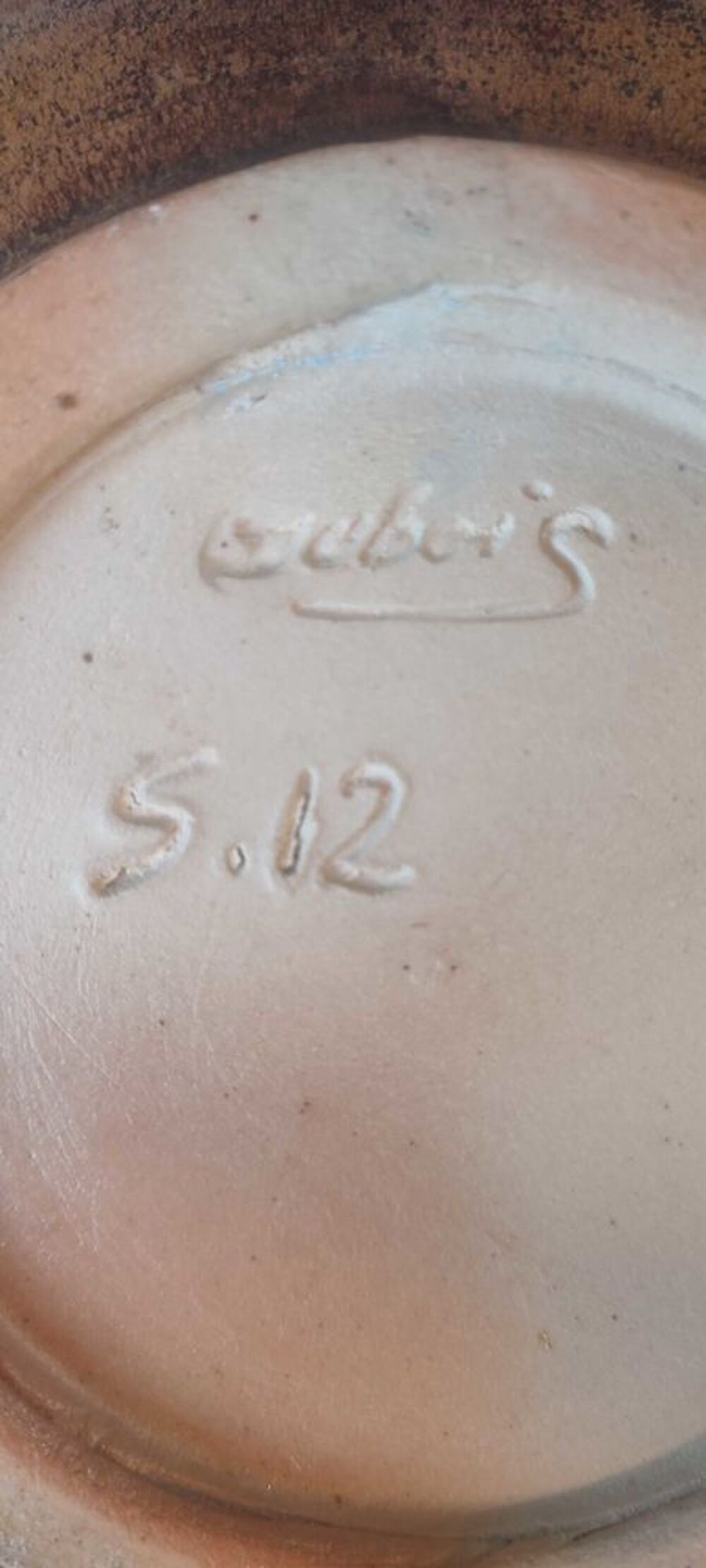 Assiette enfant sign&eacute;e Dubois gr&egrave;s de Bouffioulx 