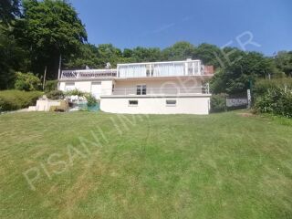  Maison � vendre 8 pi�ces 150 m�