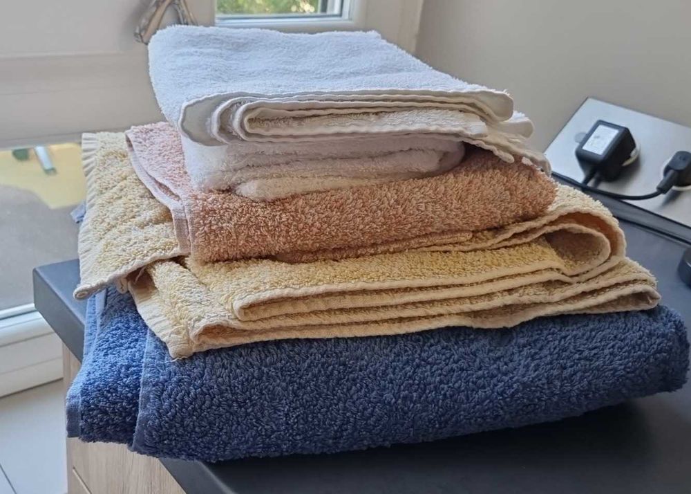 Lot serviette de bain, draps de bains et gants de toilette Vtements