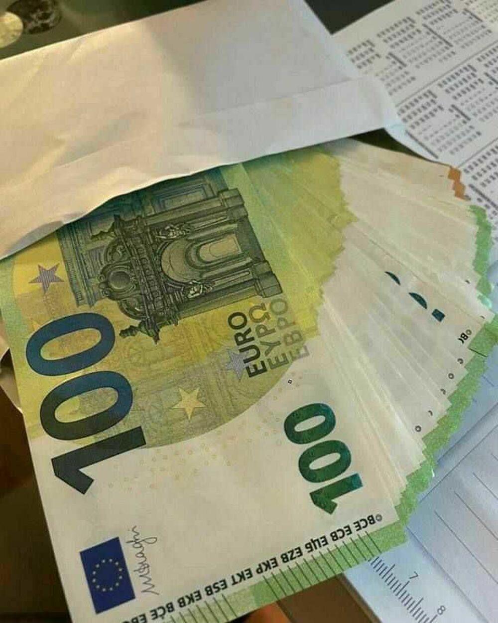 en gros et en d&eacute;tails remise &agrave; main propre 