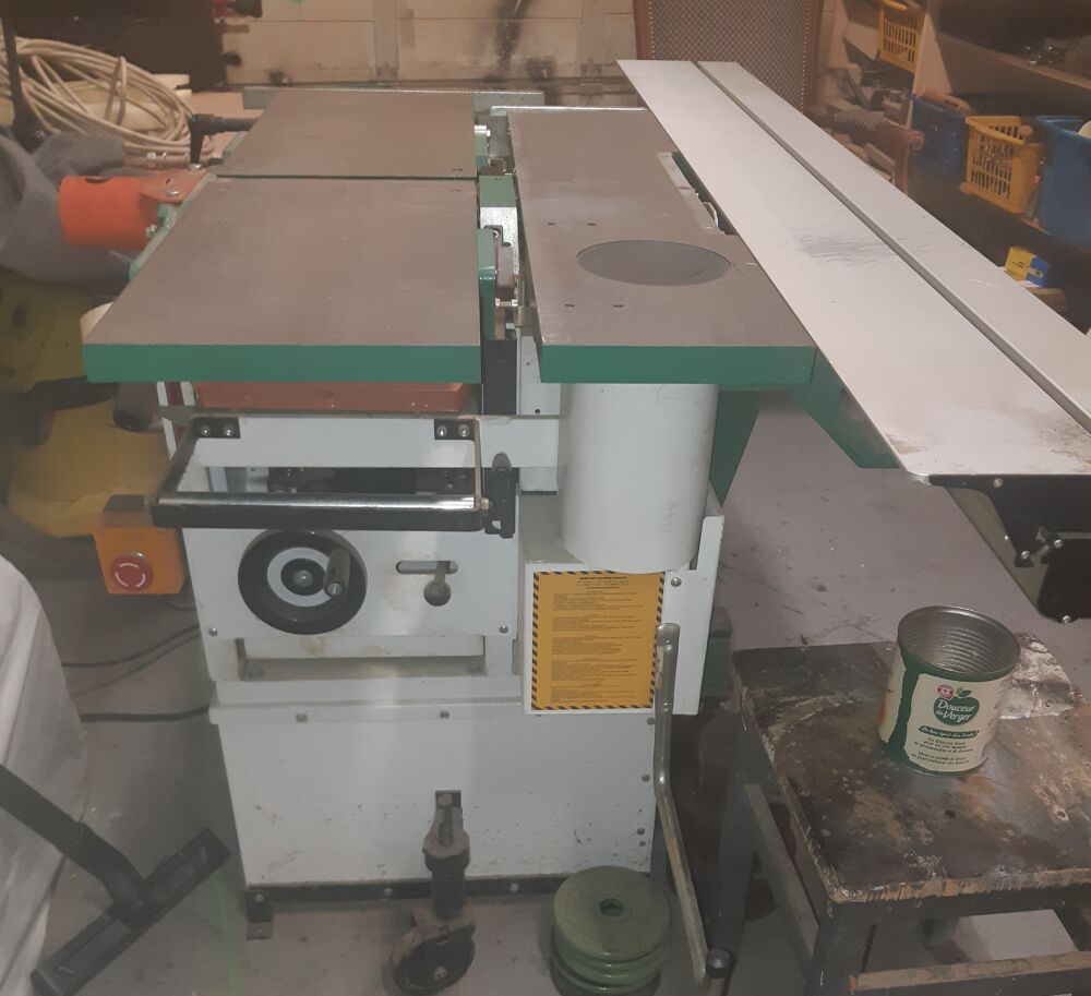 Combine a bois 5 op&eacute;rations Bricolage