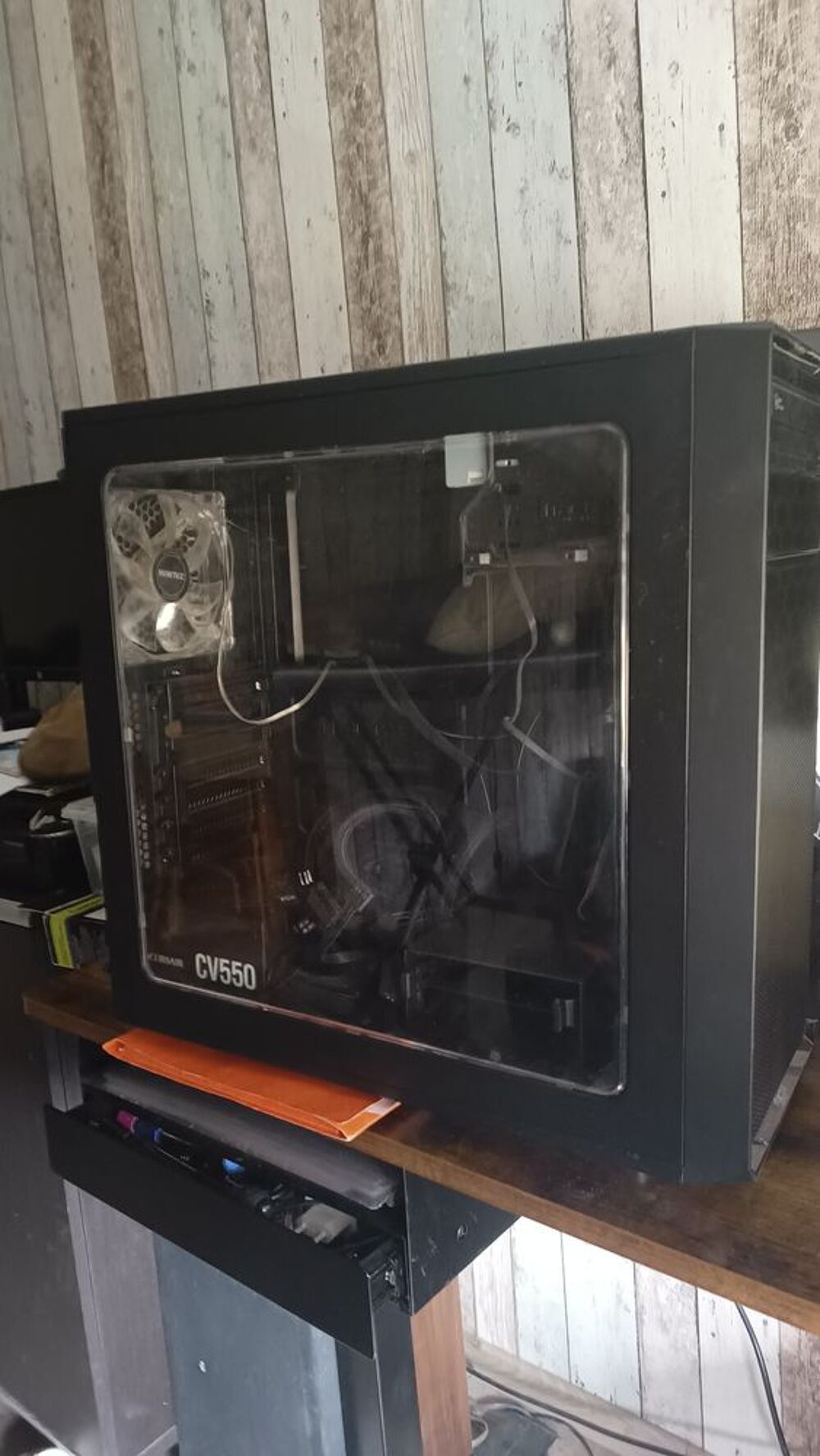 grande tour ATX vide Matériel informatique