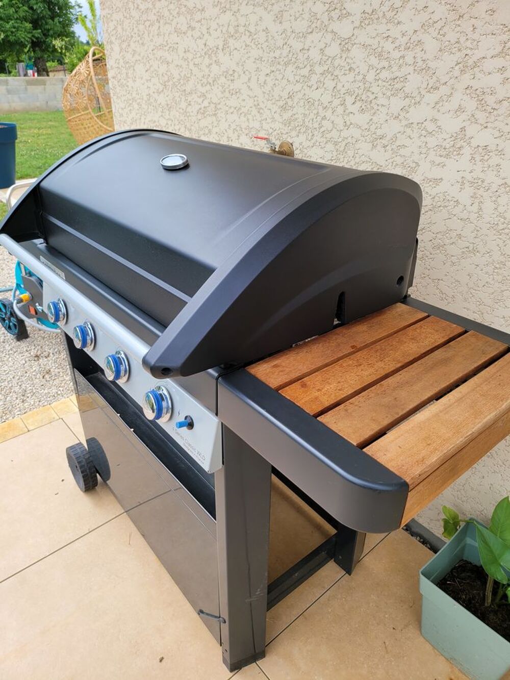 Barbecue Butagaz &eacute;tat neuf Jardin