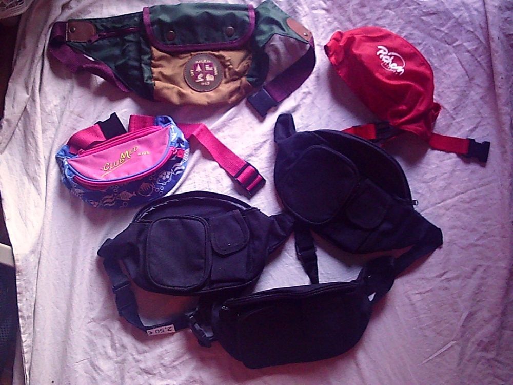 Sacs banane et pochettes/besaces attache-ceinture Maroquinerie
