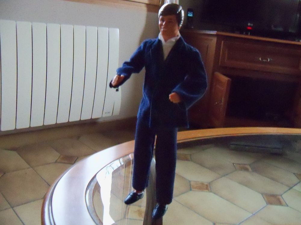 poup&eacute;e Ken 