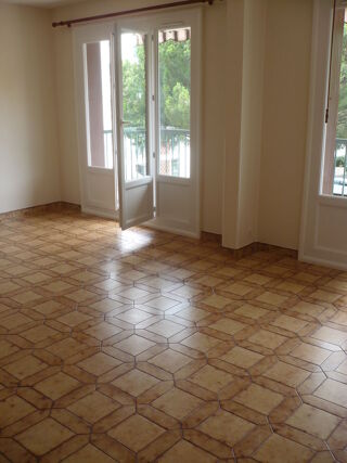  Appartement  vendre 4 pices 77 m