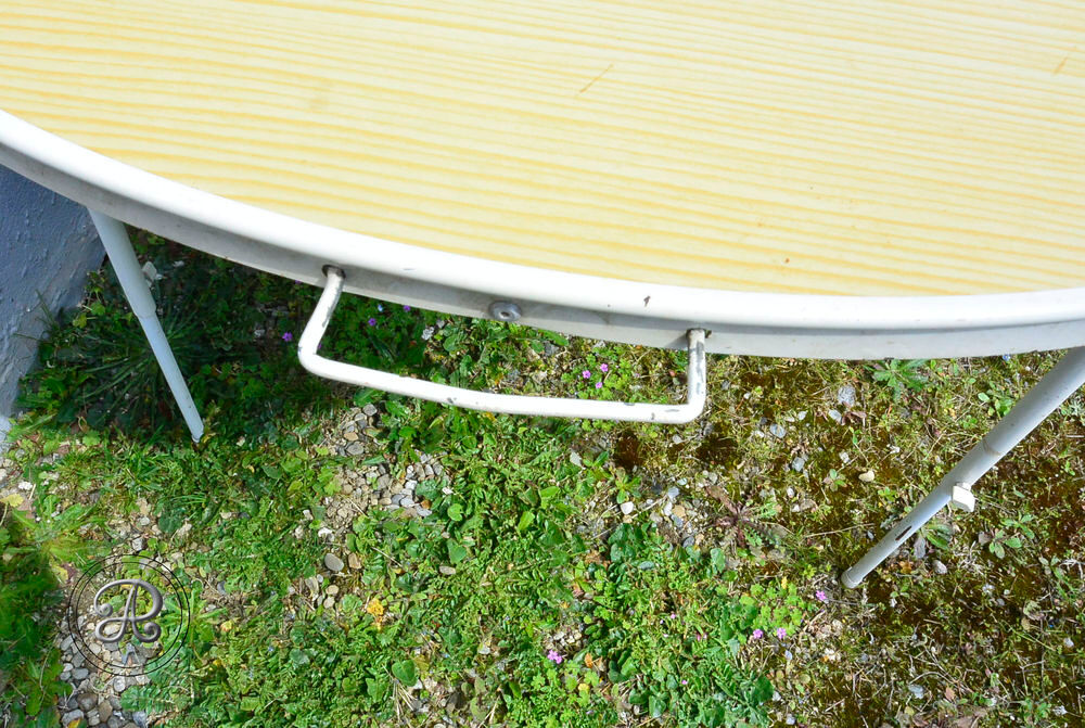 Table camping. Bricolage