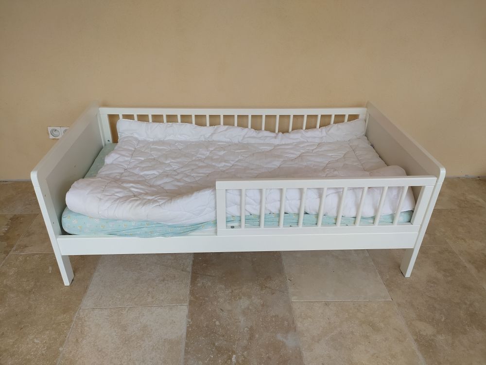 Lit enfant 2-6 ans Mobilier enfants
