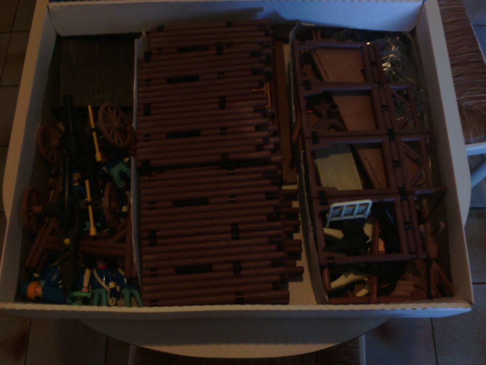Fort de Playmobil. Jeux / jouets
