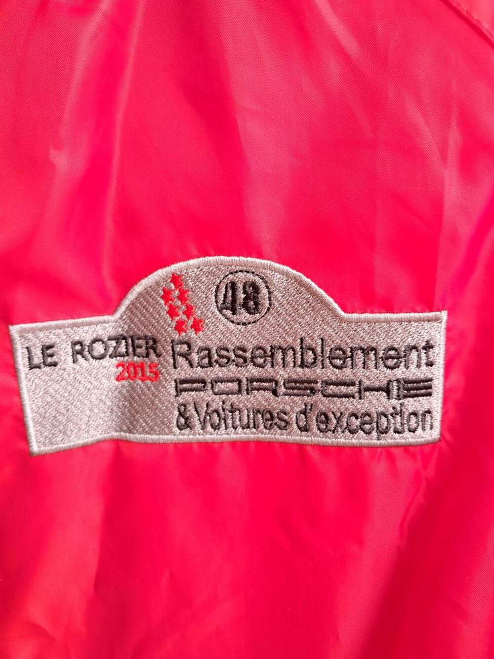 BLOUSON COUPE VENT PORCHE NEUF TAILLE XL Vêtements