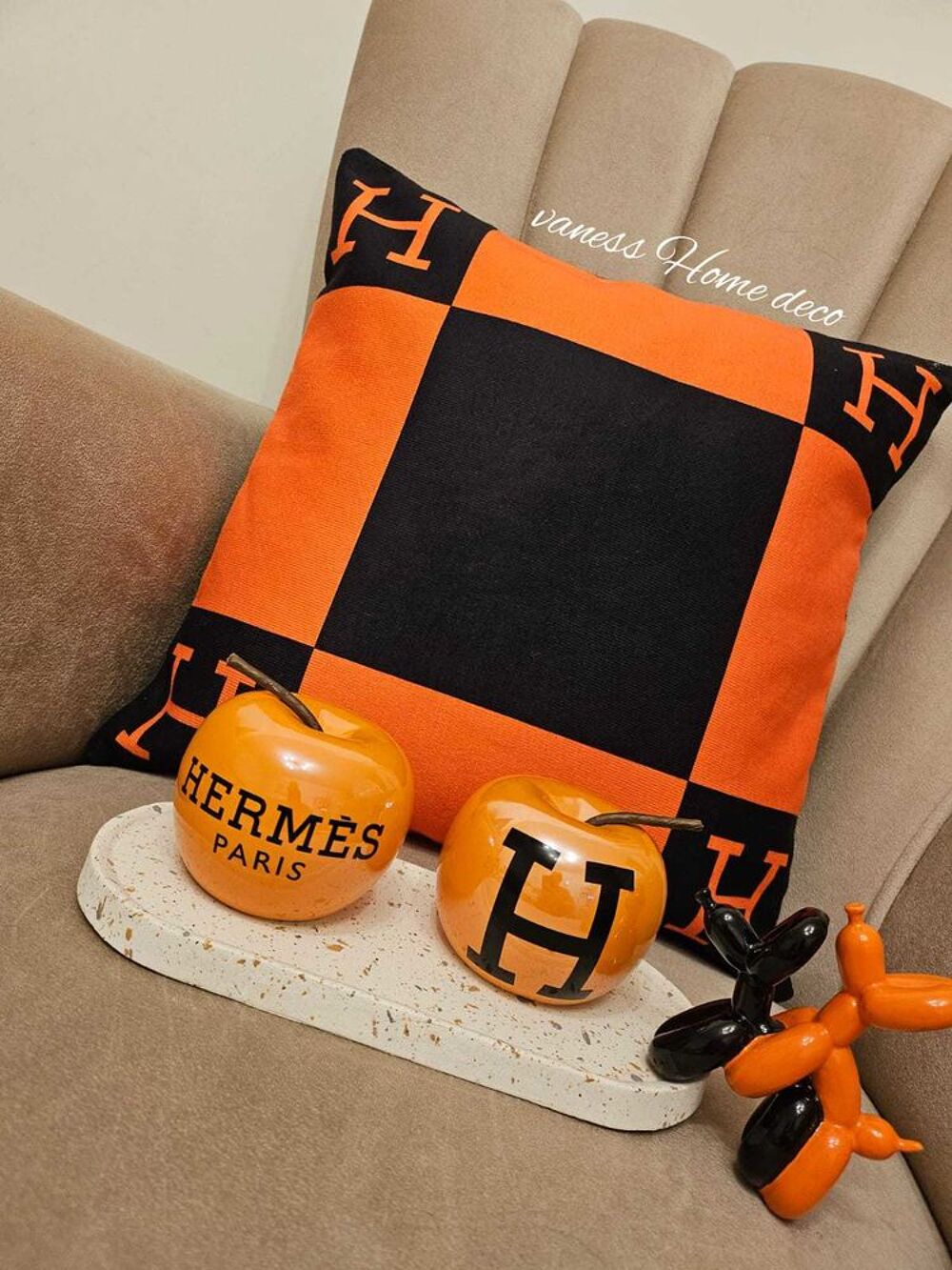 coussin deco neuf 100%coton 30e l'unit&eacute; D�coration