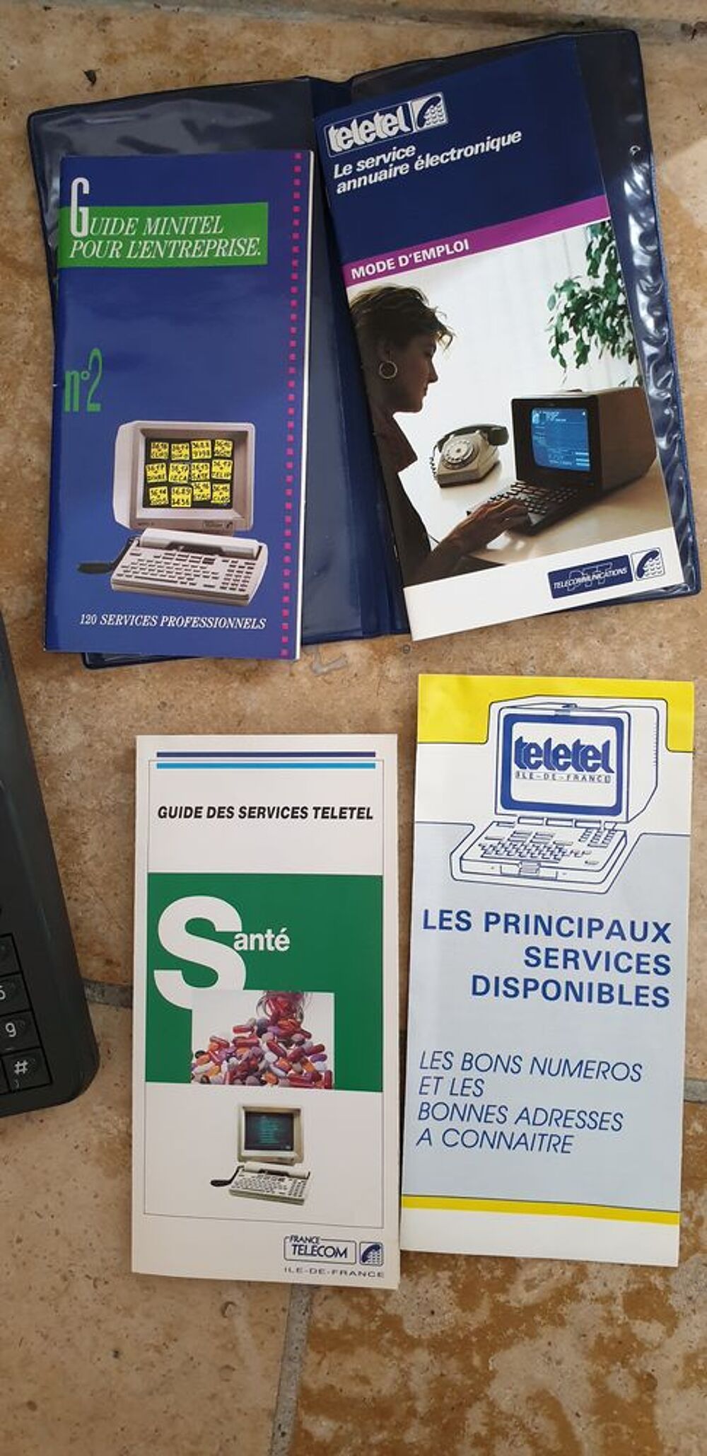 minitel et t&eacute;l&eacute;phone Téléphones et tablettes