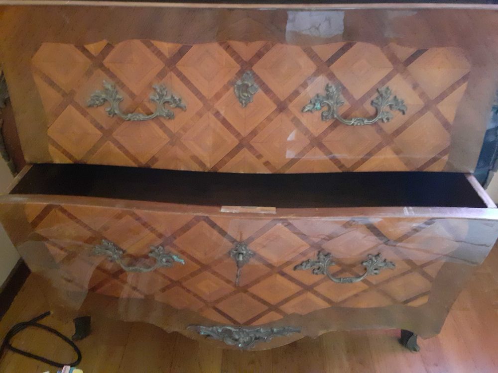 commode Louis XV Meubles