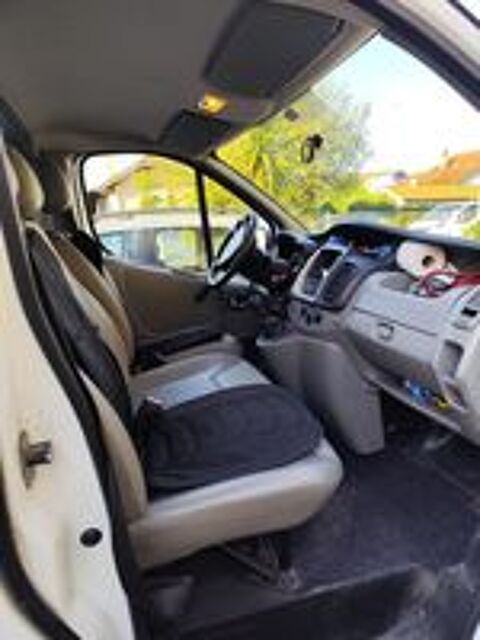 Trafic Combi L1 dCi 115 Intens 2013 occasion 40230 Saint-Vincent-de-Tyrosse