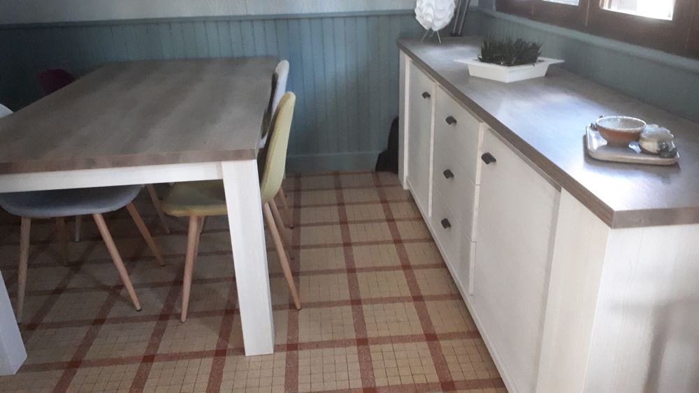 Salle &agrave; manger compl&egrave;te ou au d&eacute;tail Meubles
