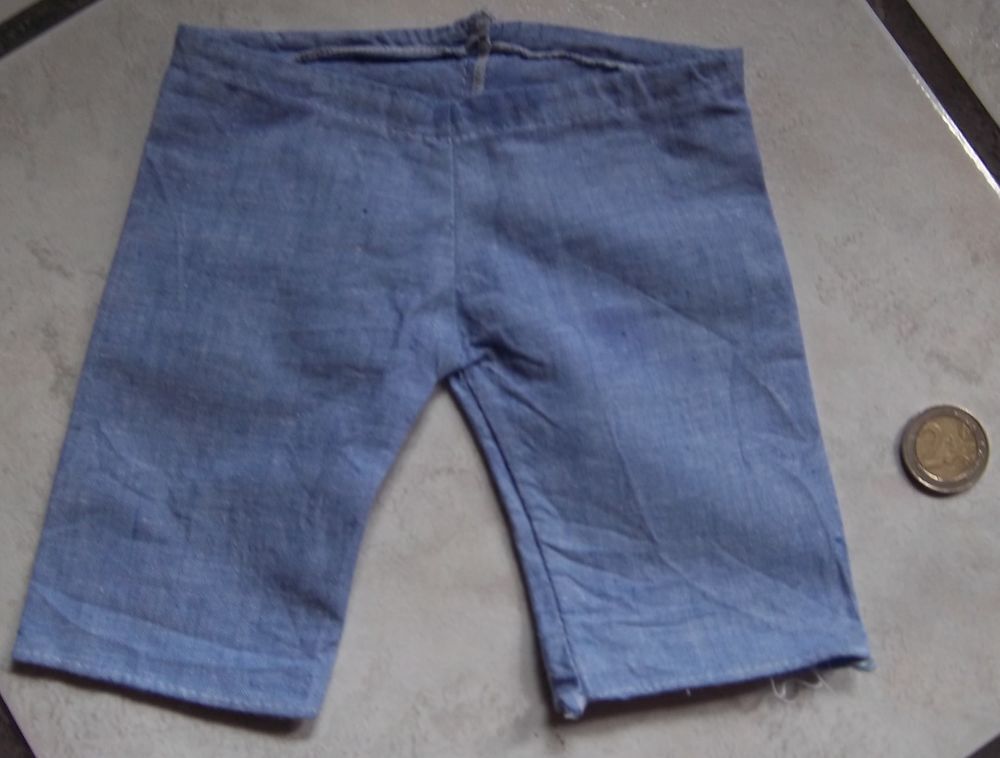 Pantalon bleu poup&eacute;e moyenne Jeux / jouets