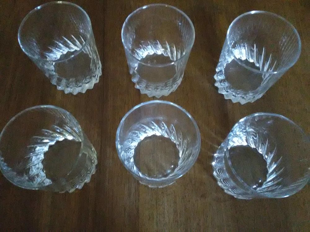 Verres (8) / le lot (ou &agrave; l'unit&eacute;) Cuisine