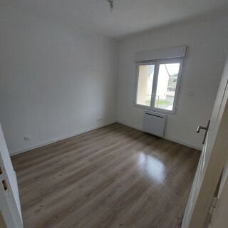  Appartement à louer 3 pièces 56 m²