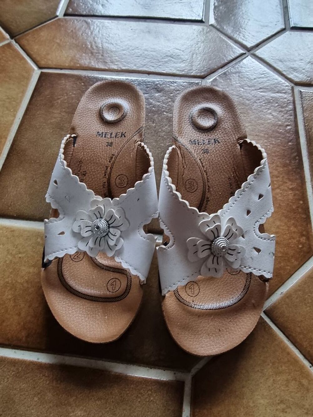 Paire de mules blanche pour femme taille 38 Chaussures