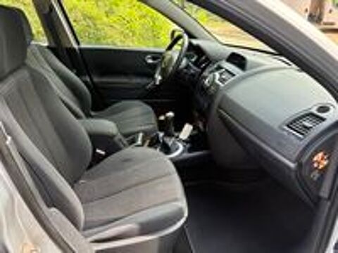 M&eacute;gane II 1.6 16V Carminat 2006 occasion 77450 Montry