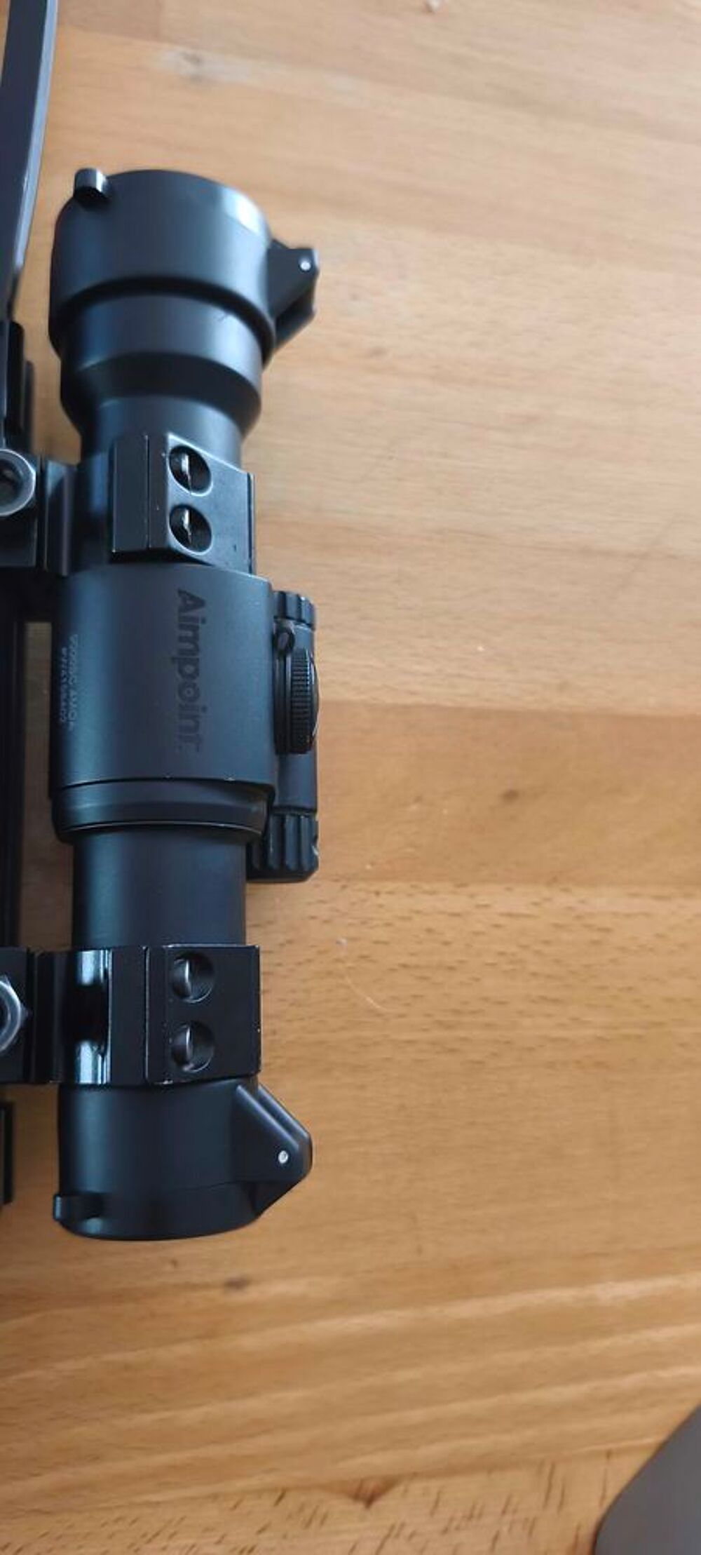 red dot aimpoint Sports