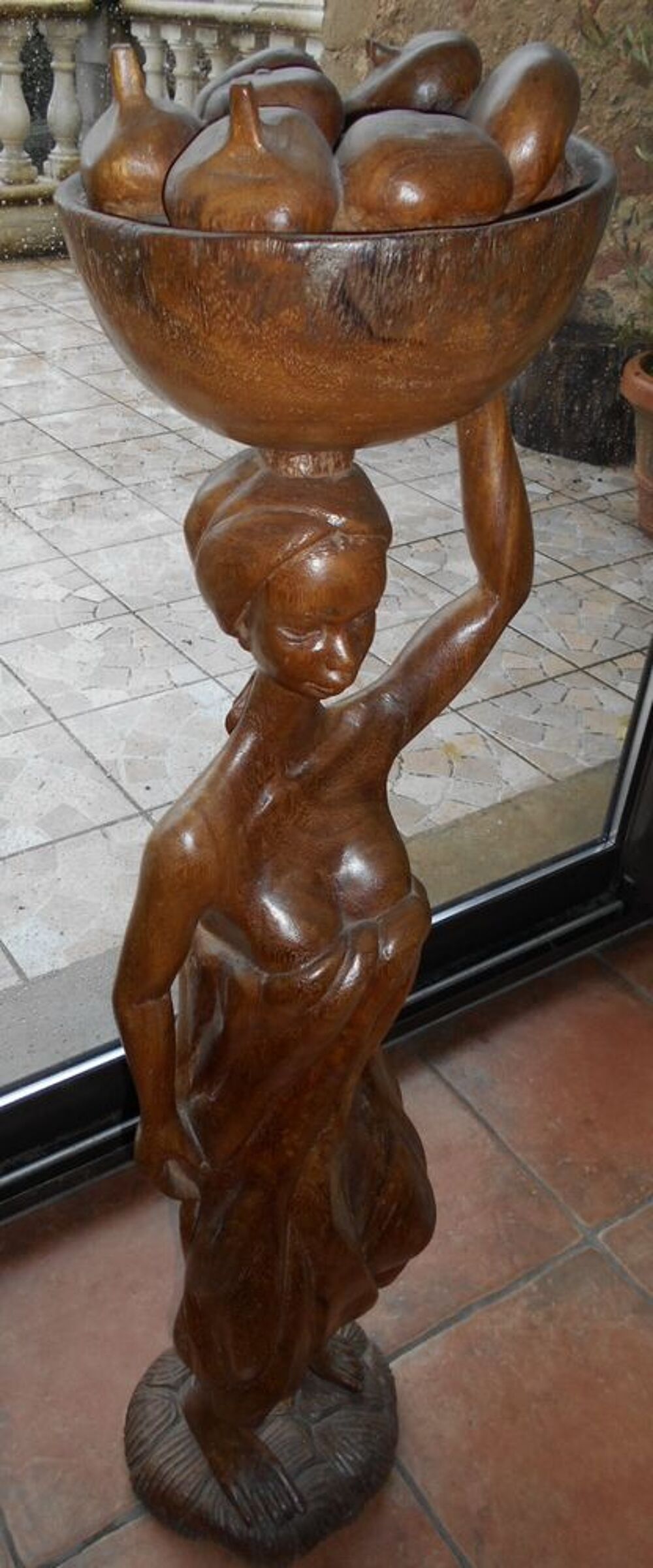 STATUE AFRICAINE en bois d'&eacute;b&egrave;ne Electroménager