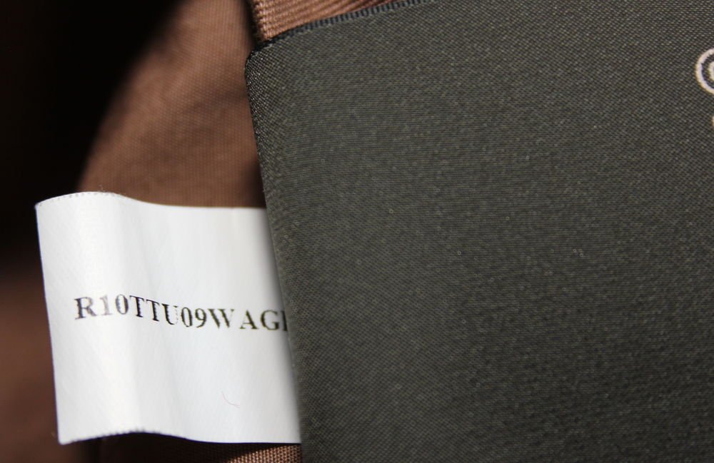 Pantalon anthracite BERLUTI 
T.46 IT soit 40 Fr Vêtements