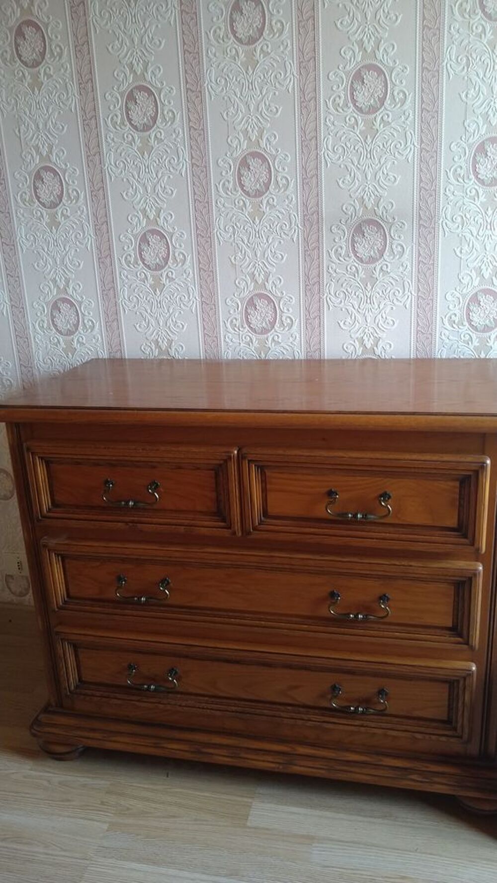 Chambre compl&egrave;te Meubles