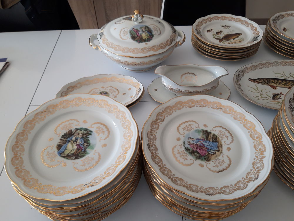 SERVICE VAISSELLE PORCELAINE LIMOGES 